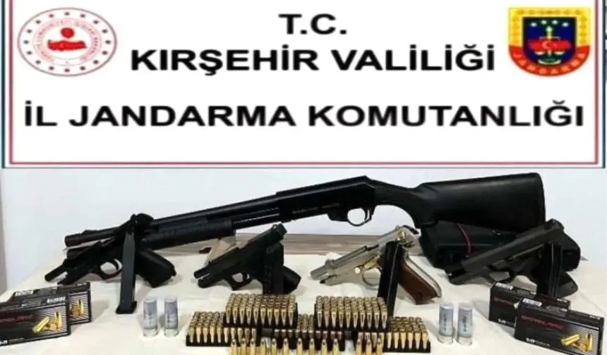 Kırşehir'de ruhsatsız silah operasyonu