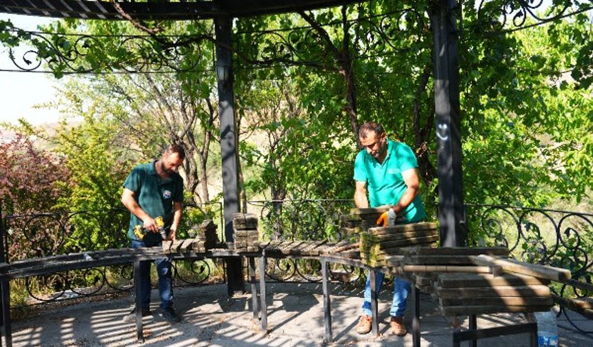 Gölbaşı Belediyesi parkları yeniliyor!