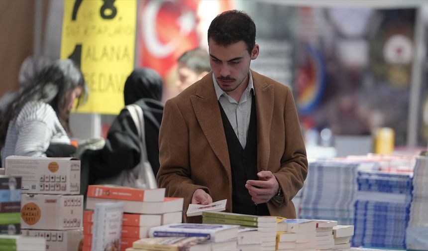 Erzurum Kitap Fuarı 75 Bin Ziyaretçiyle Tamamlandı