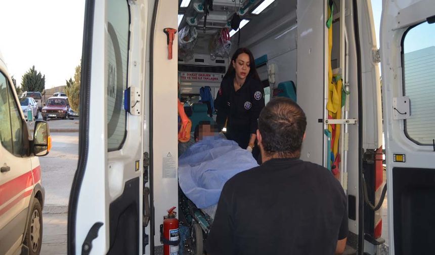 17 yaşındaki çocuk 'Neden yan baktın?' kavgasında yaralandı