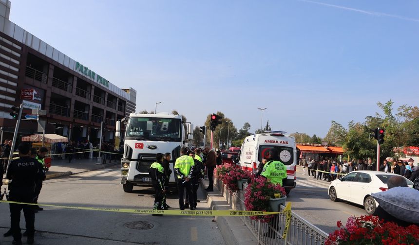 Beton mikserin altında kaldı!