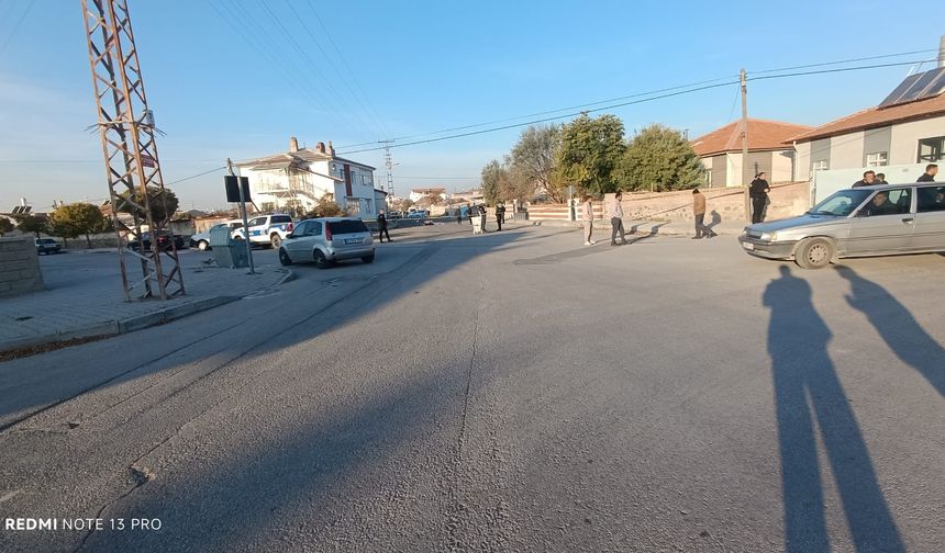 Komşusunu 5 kurşunla öldürdü