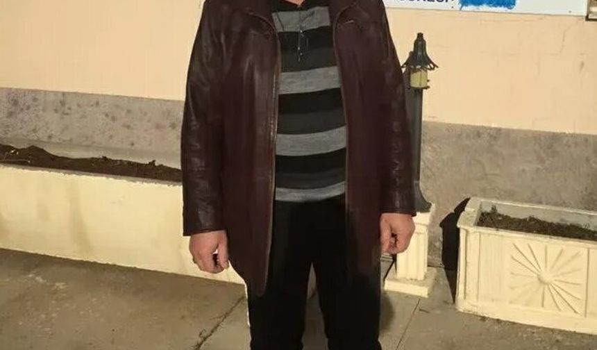 Kütahya’da Ağaçtan Düşen Kişi Hayatını Kaybetti