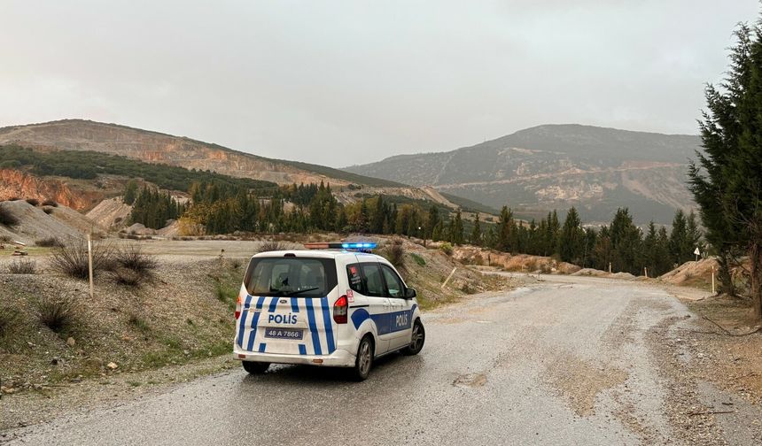Muğla’da paraşütçü kayıp sanıldı, evinde bulundu