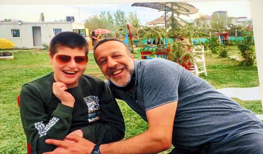 Oğluna 8 yıldır hem annelik hem babalık yapan kadın