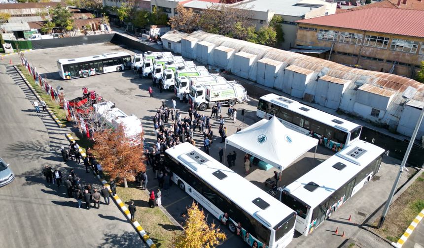 Altındağ Belediyesi Filosu 14 Yeni Araçla Güçlendi