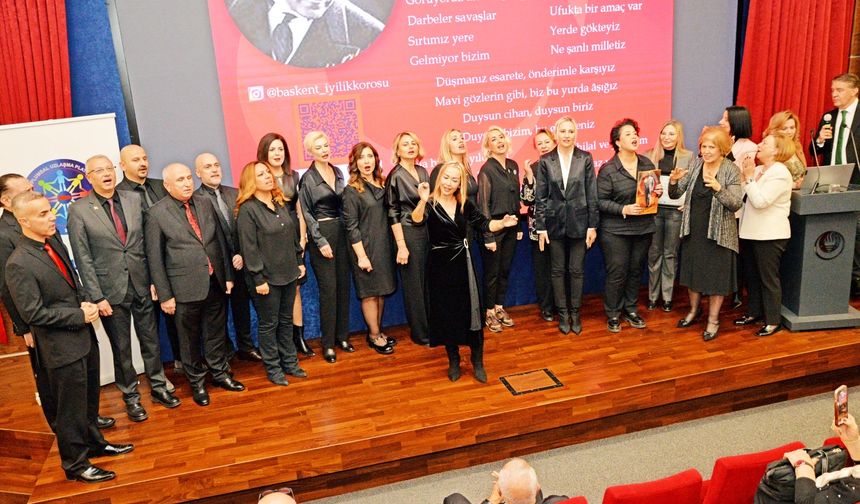 Toplumsal Uzlaşma Platformu’nun geleneksel iyilik ödülleri sahiplerini buldu