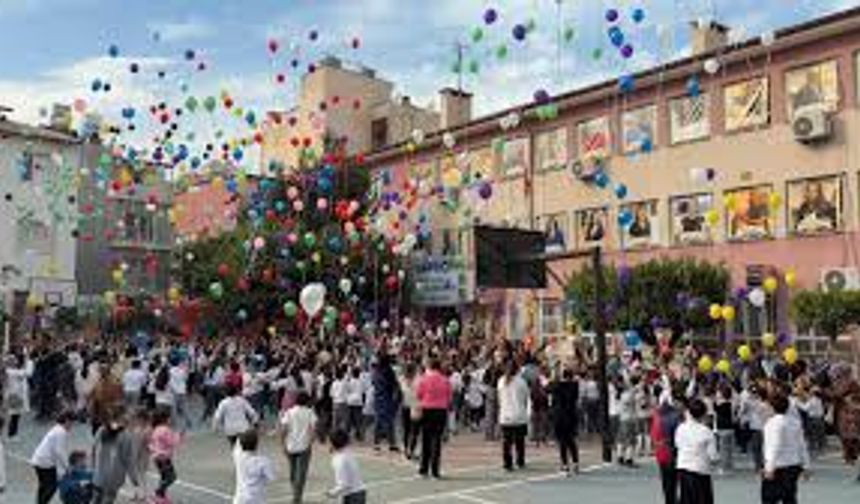 İskenderun'da öğretmenlere sürpriz