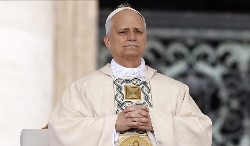 Papa 14. Leo Kimdir?