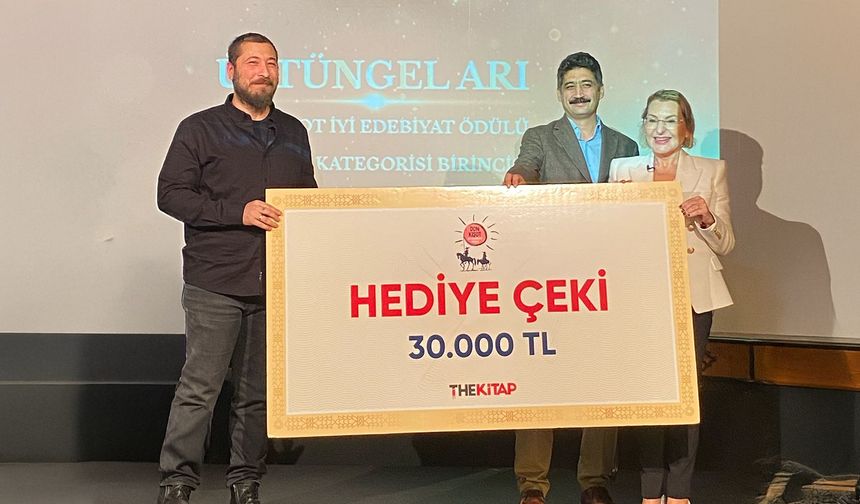 Üstüngel Arı, “Baki Kalan” Romanıyla Don Kişot İyi Edebiyat Ödülü’nün Sahibi Oldu!