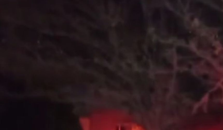 Elazığ’da yalıtım fabrikasında yangın çıktı