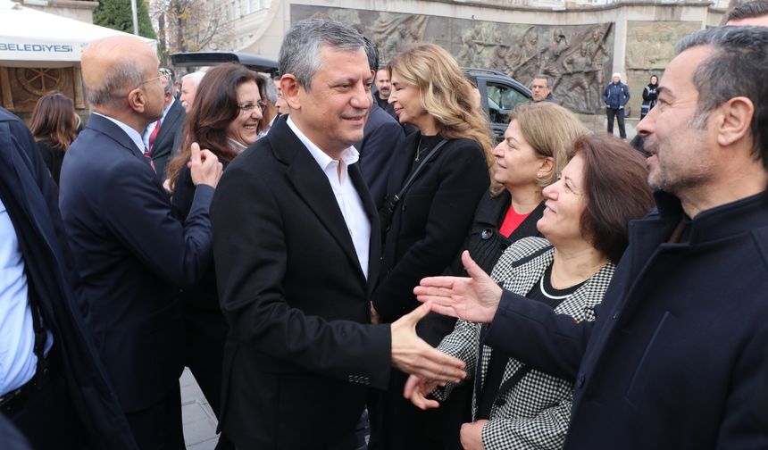 Özgür Özel’den Tarihi Mesaj