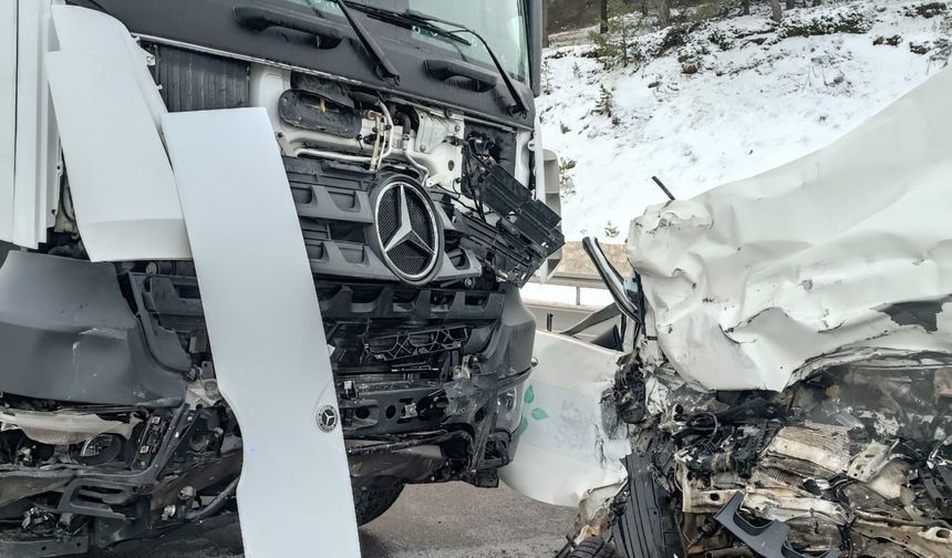 Tokat’ta feci kaza: 1 ölü, 2 yaralı