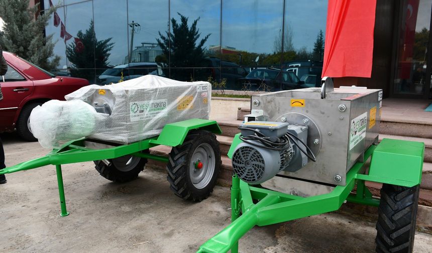 Kalecik Belediyesi’ne 2 Adet Üzüm Sıkma Makinesi Kazandırıldı