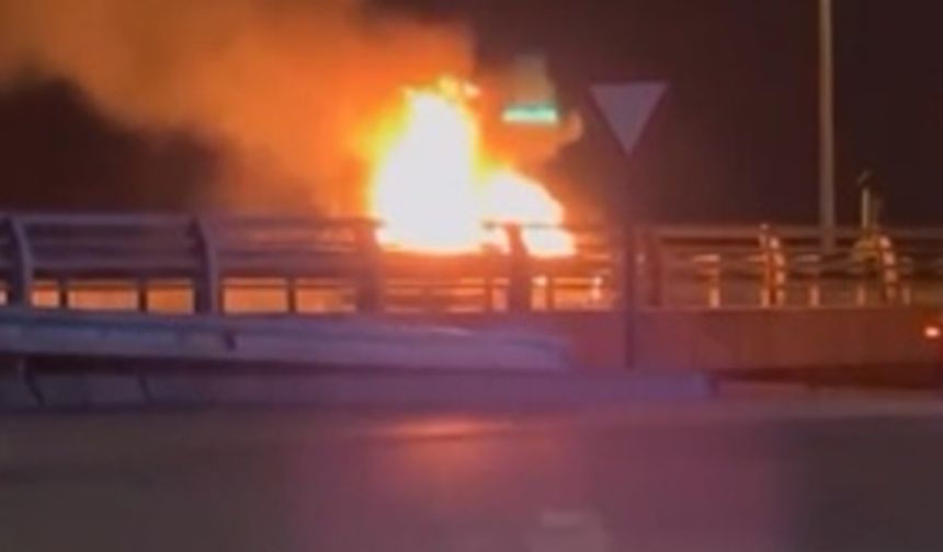 Otomobil alev alev yandı