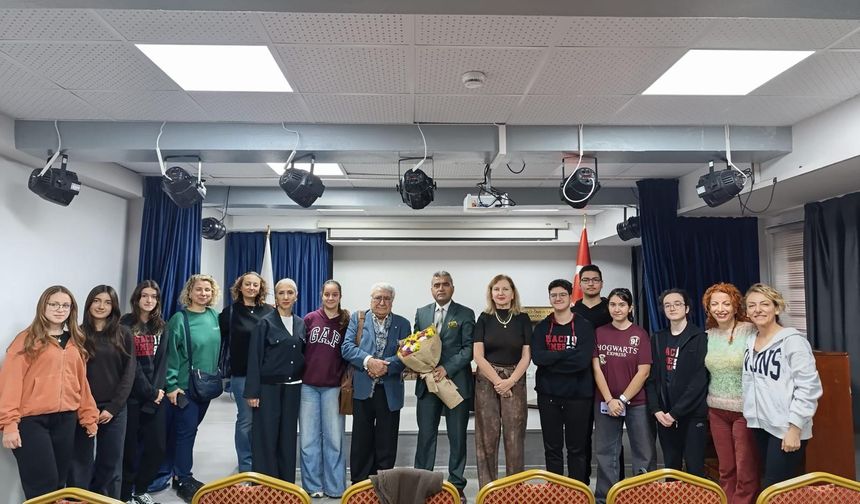 Prof. Dr. Sinan Bayraktaroğlu, Hacı Ömer Tarman Anadolu Lisesi’nde Konferans Verdi