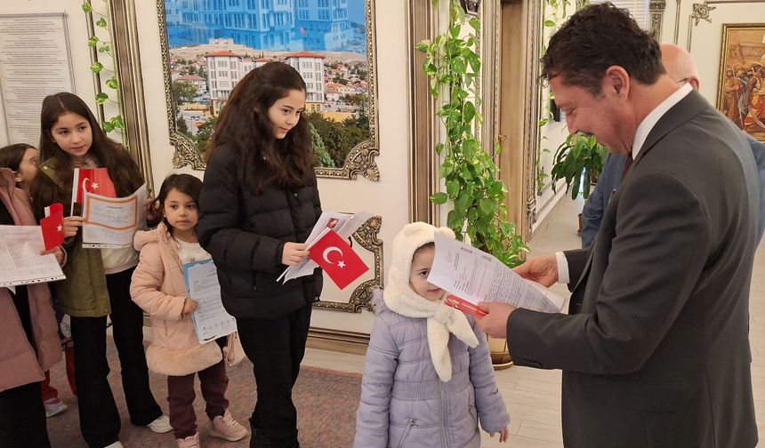 Beypazarı Belediyesinden çocuklara sürpriz