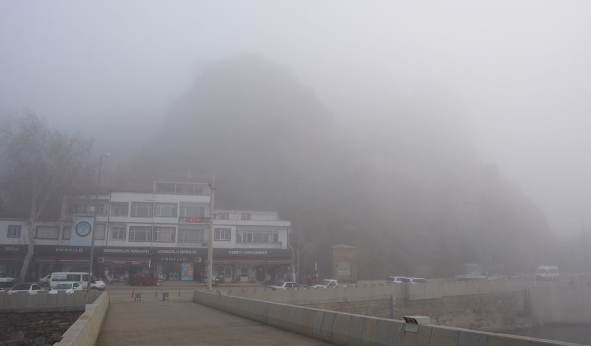 Çorum'da sis etkili oldu