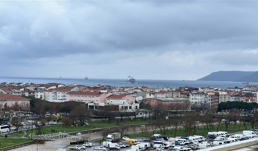 Çanakkale Boğazı 20,5 Saat Sonra Yeniden Açıldı