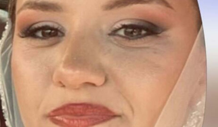 Memurları taşıyan midibüs devrildi!