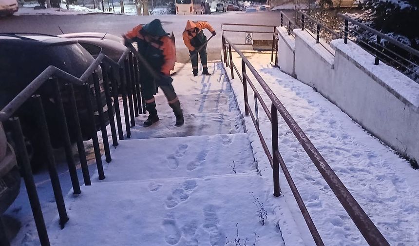 Çankaya’da Karla Mücadele 7/24 Sürüyor!