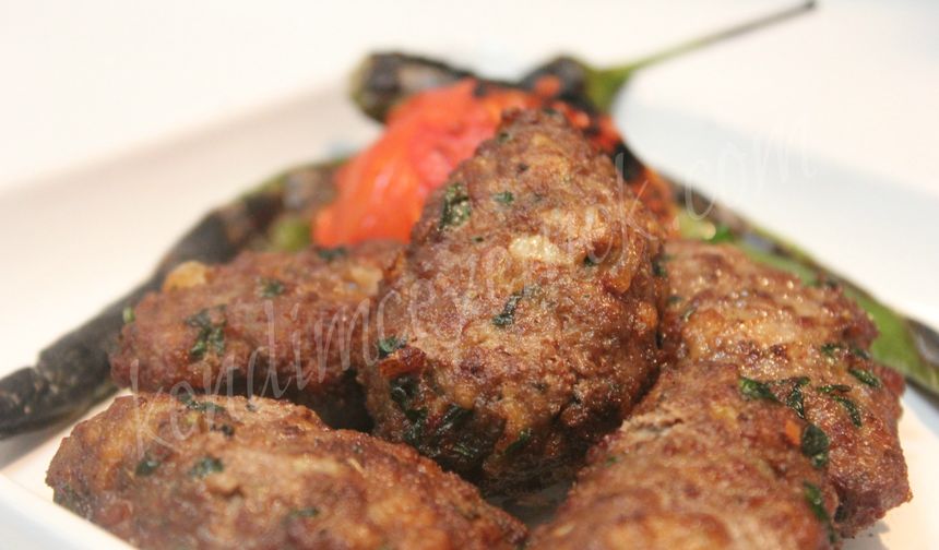 Anne Usulü Köfte Sofraların Vazgeçilmezi!