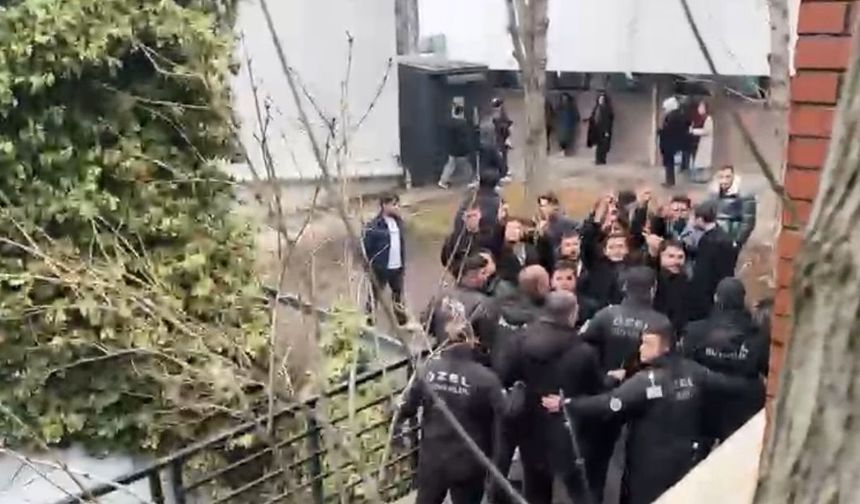 Ankara Üniversitesi İLEF’te Saldırı!