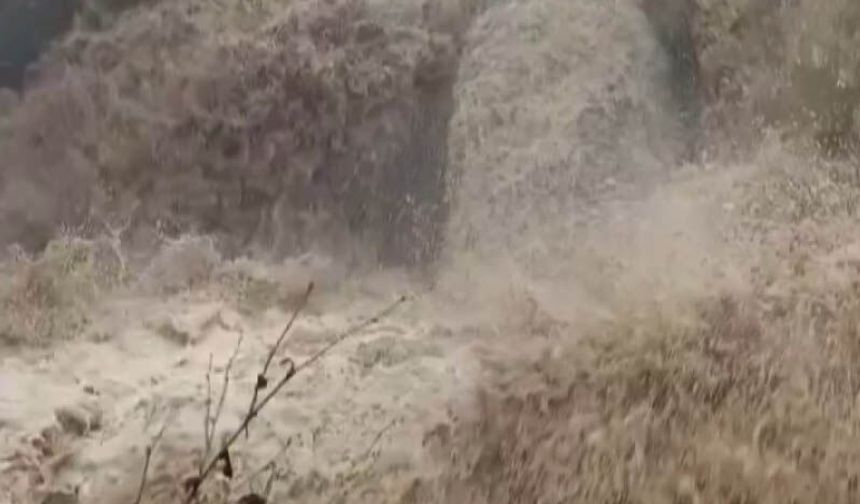 Kahramanmaraş'ta dere taştı