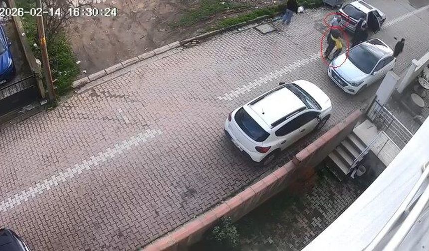 Karşıya Geçerken Otomobil Çarptı