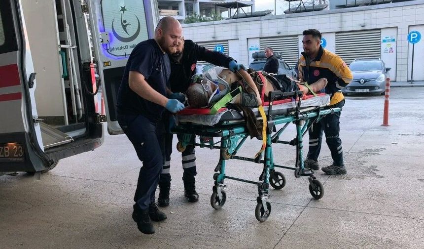 Refüje tanker devrildi