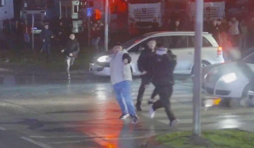 Trabzonspor'un Takım Otobüsüne Saldırı!