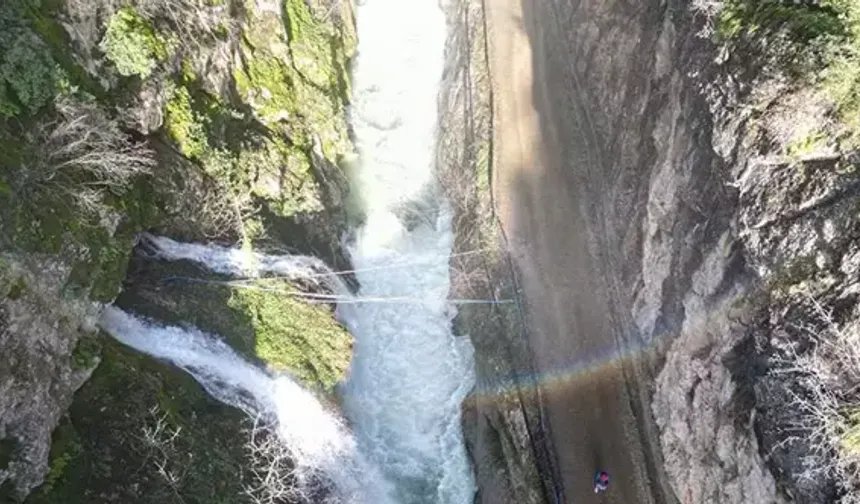 Aşk Acısını Dindiren Şelalede Doğa Sürprizi: İkinci Şelale Ortaya Çıktı