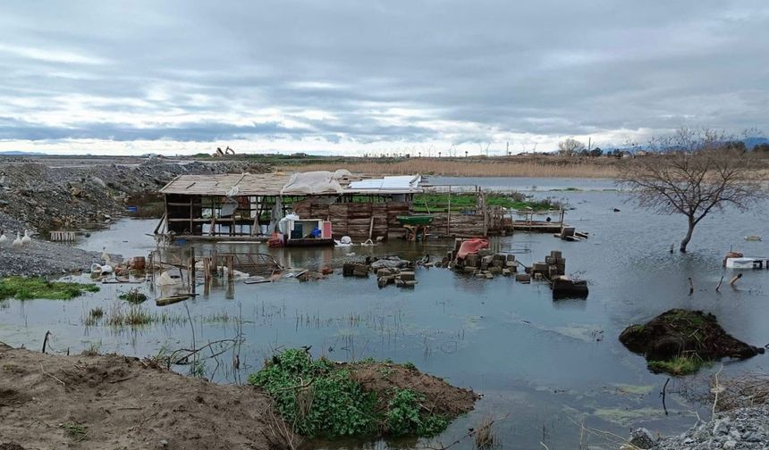 Edremit Sulak Alanlar ve Arıtma Tesisi’ne Tepki