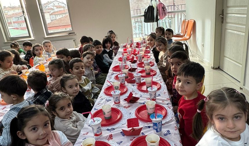 Minikler Tekne Orucu Tutup Ramazan’ın Manevi İklimini Yaşadı
