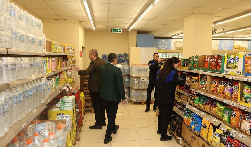 Pursaklar’da Bayram Öncesi Sıkı Denetim: Zabıta Sahada