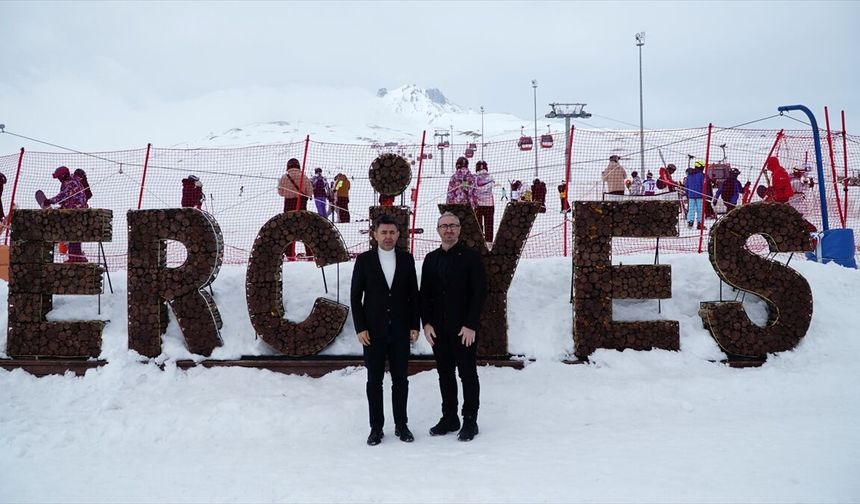 Erciyes Kayak Merkezi'ne Bakan Yardımcısı ziyareti