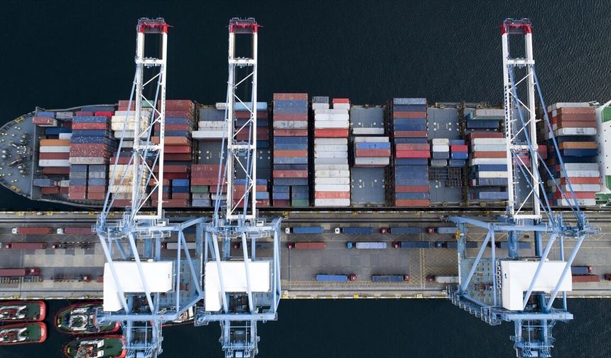 İran’dan Sert Uyarı: Hürmüz’den Geçen Gemiler Hedef Alınacak