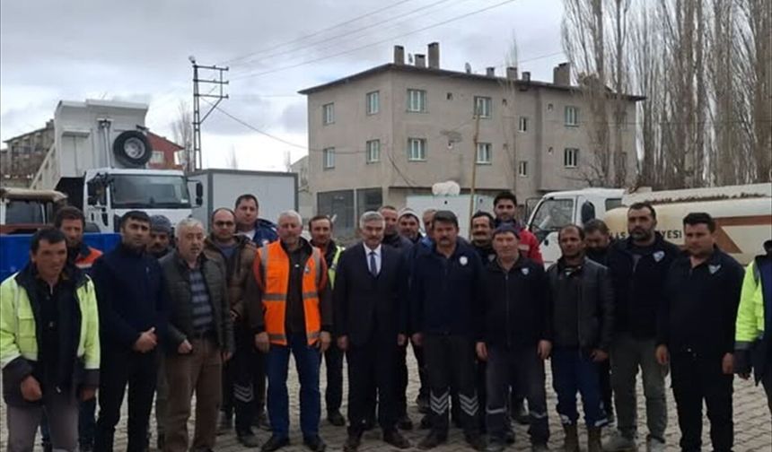 Ulaş Belediye Başkanı İlbey, personel ile bayramlaştı