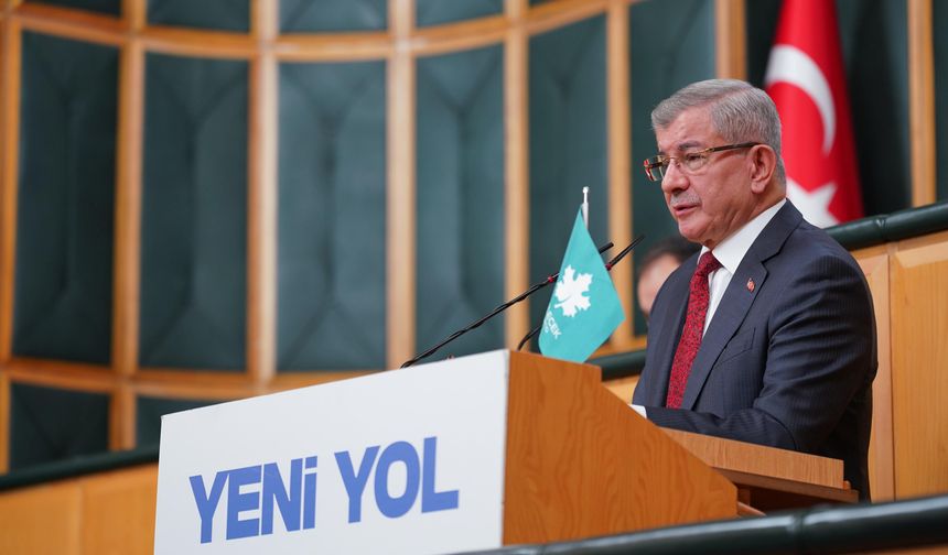 Ahmet Davutoğlu’ndan ABD ve İran’a Sert Uyarı