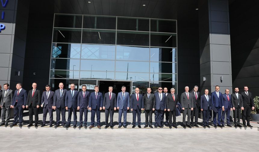 Cumhurbaşkanı Yardımcısı, KKTC gitti!