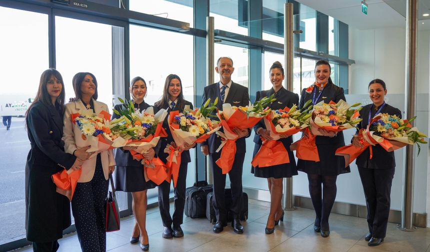 Gökyüzünde Nöbet Değişimi: Kaptan Pilot Son Uçuşunu Kızıyla Yaptı