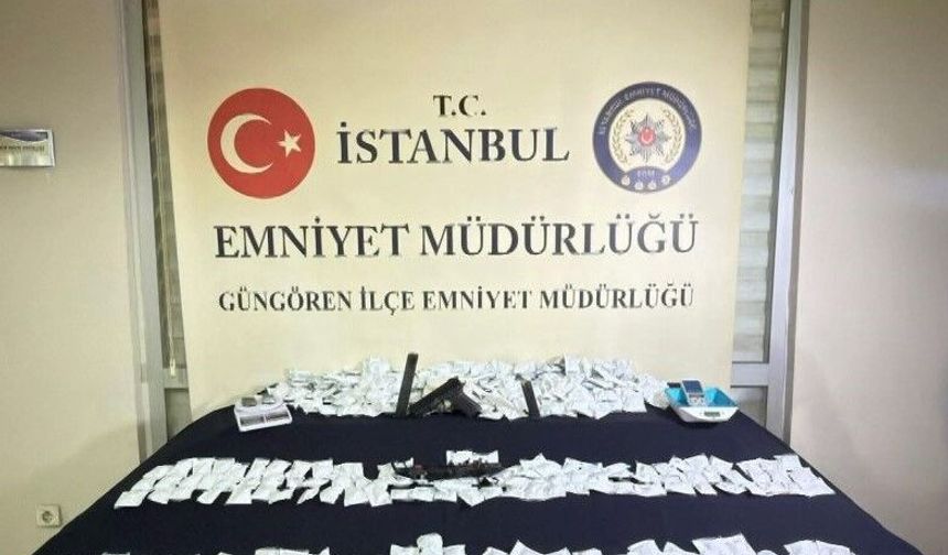 Güngören’de Uyuşturucu Operasyonu: 1,5 Kilo Esrar Ele Geçirildi