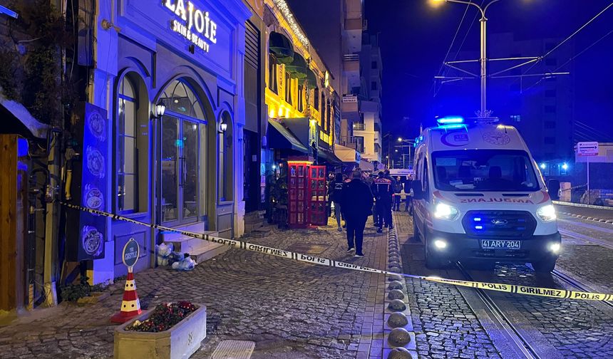 İzmit'te eğlence mekanına silahlı saldırı