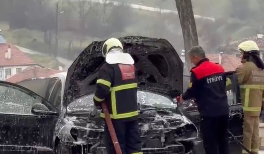 Karabük'te otomobili alevler sardı!