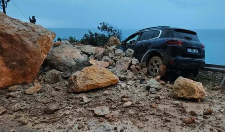 Mersin'de heyelan: 1 kişi yaralandı