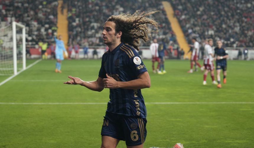 Fenerbahçe’den Kritik Puan Kaybı! Galatasaray ile Fark 4’e Çıktı