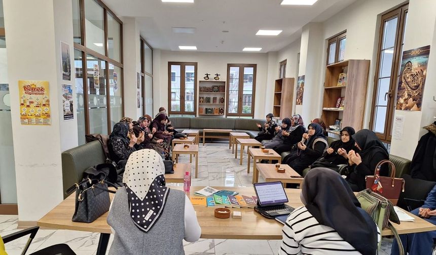 Kızılcahamam’da “Kadınlara Özel Sohbetler” Devam Ediyor