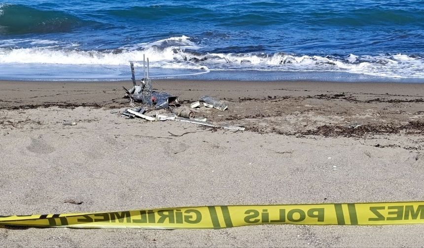 Sakarya sahilinde şüpheli cisim: İHA mı düştü?