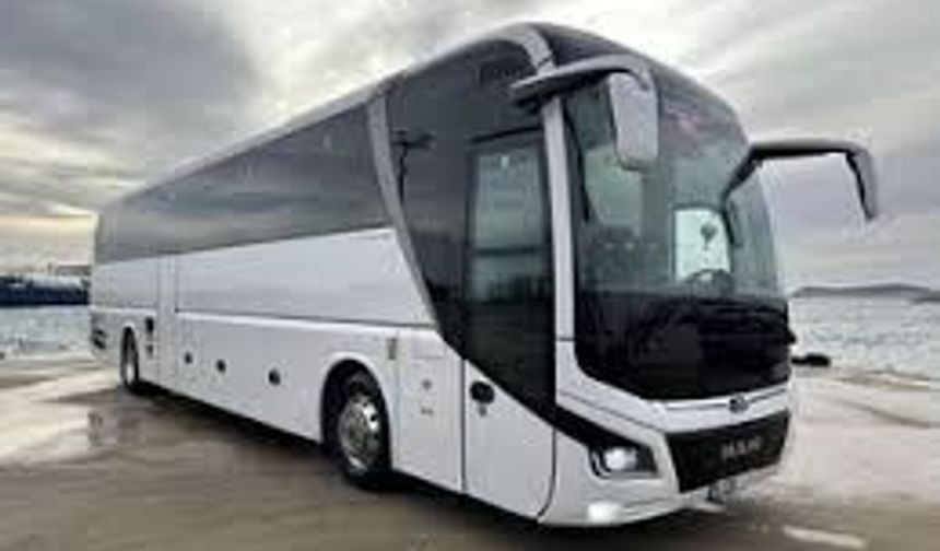 Otobüste Taciz Skandalı!