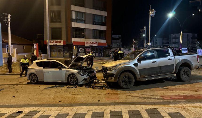 Karaman’da zincirleme kaza: 6 yaralı